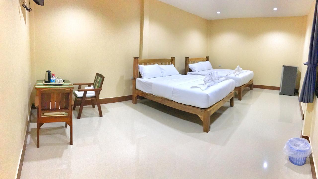 Huan Soontaree Hotel Ban Phe Exterior photo